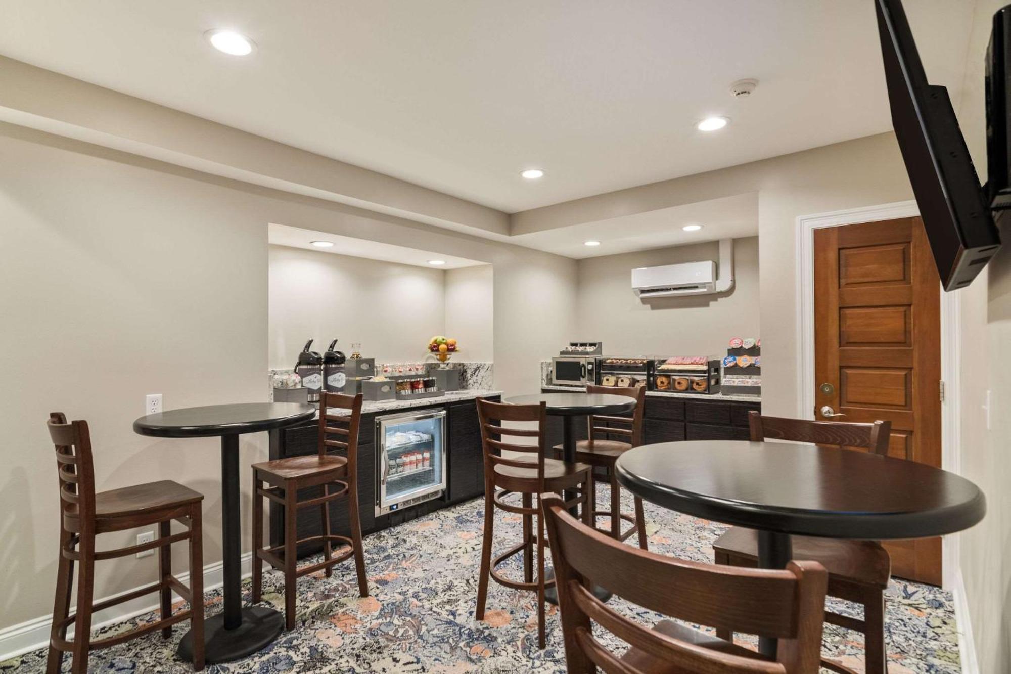 The Port Inn And Cottages, Ascend Hotel Collection Port St. Joe Экстерьер фото