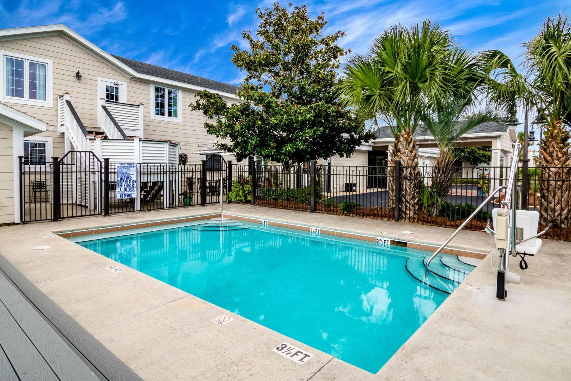The Port Inn And Cottages, Ascend Hotel Collection Port St. Joe Экстерьер фото